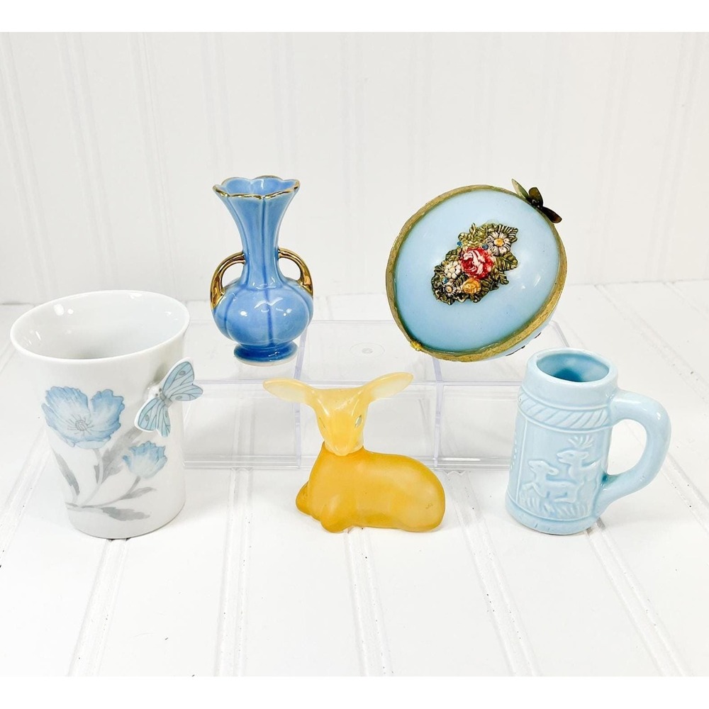Vintage Blue Vignette Set: Floral Ornament, Vase,‎ Deer Figurine